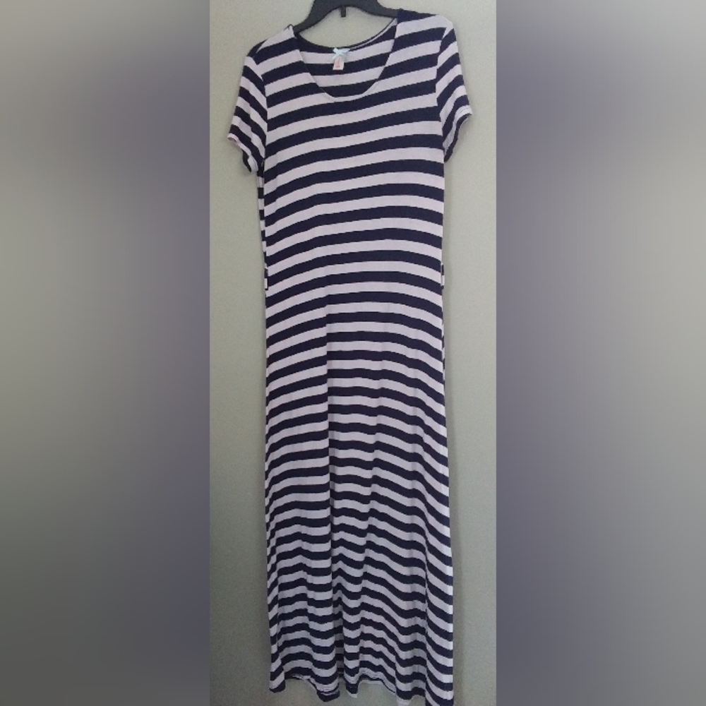 Downeast Basics Blue/Pink Striped Long Dress Size Large